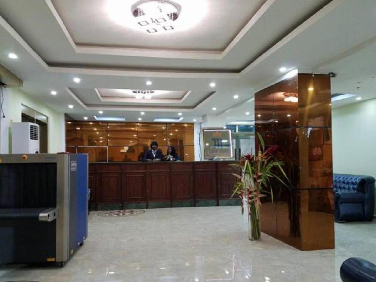 Mbayaville Hotel Douala Exterior foto